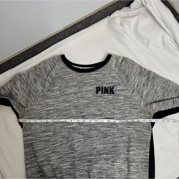 VS PINK sweatshirt crew neck spellout back graphic long sleeve L - Picture 9 of 10